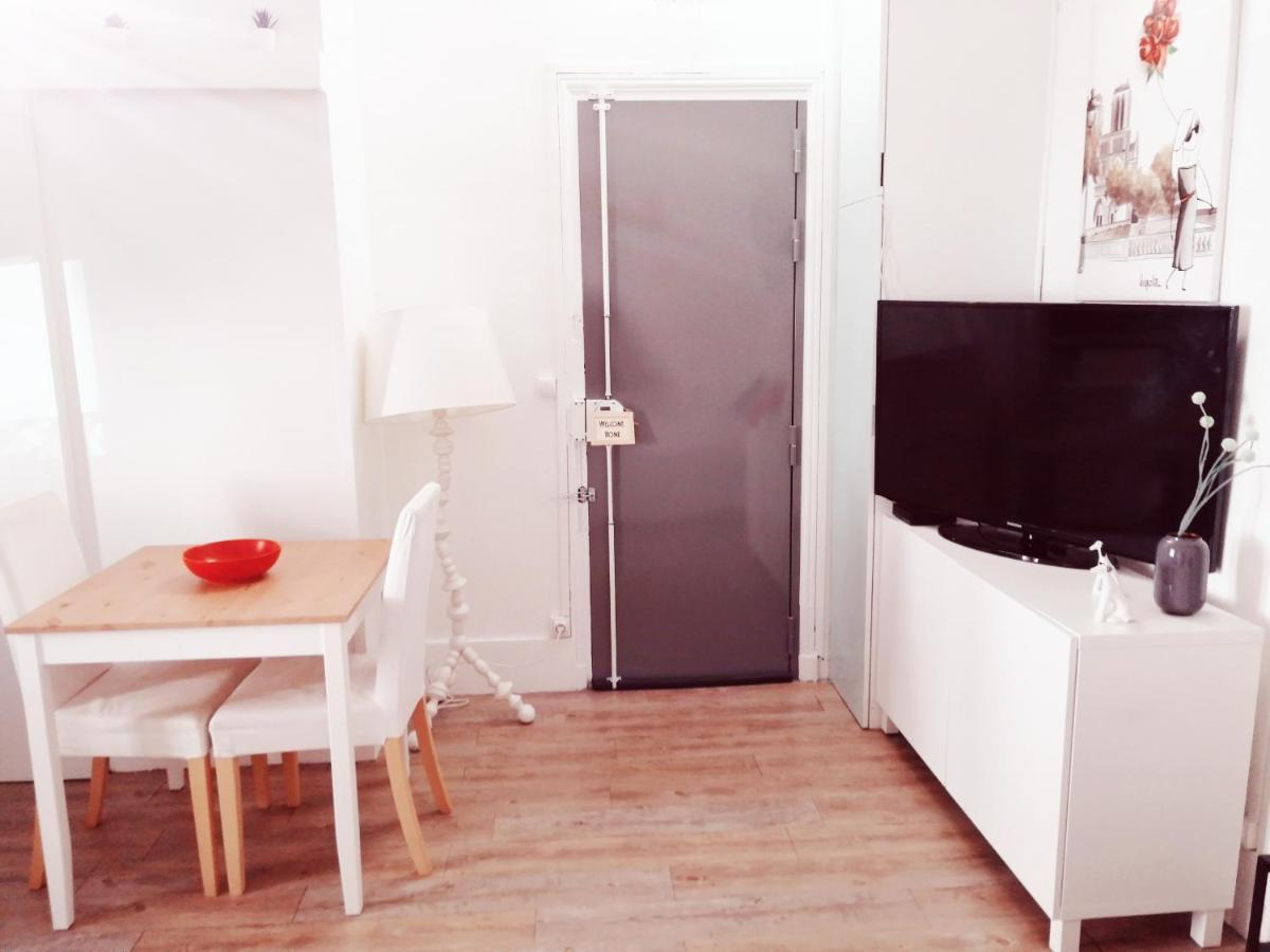 Studio Situe Dans Un Quartier Calme Et Residentiel A Montrouge A Seulement 2 Minutes Du Metro Bagian luar foto